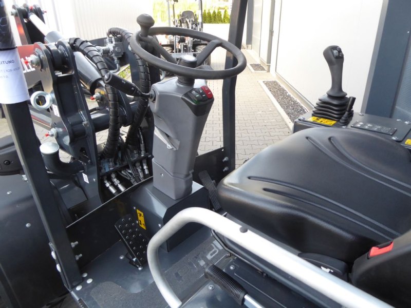 Pitbull Pitbull X27-45 mit Linde Hydrostat