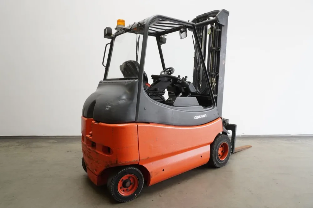 Frontstapler Linde E 30/600 336-02 (2006)