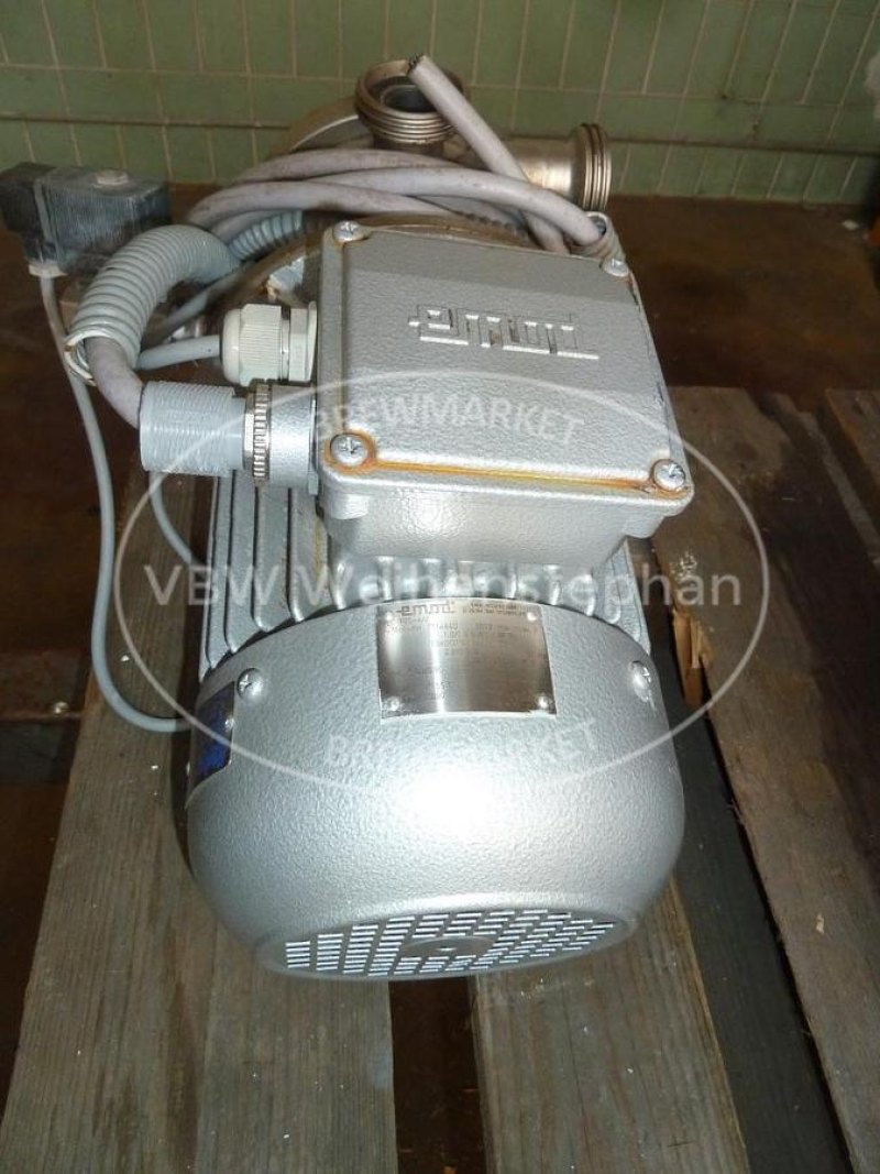 Centrifugal pump / radial pump