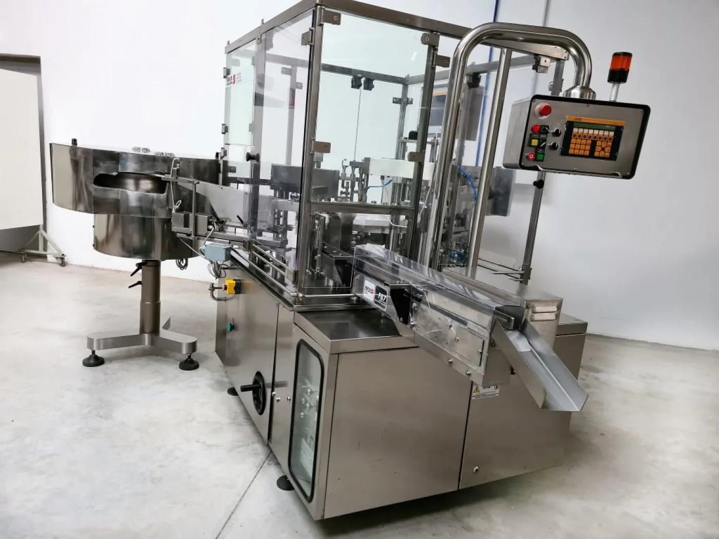RIEMPITRICE LIQUIDI E TAPPATRICE – IMA FARMOMAC – MOD. F87 - 8