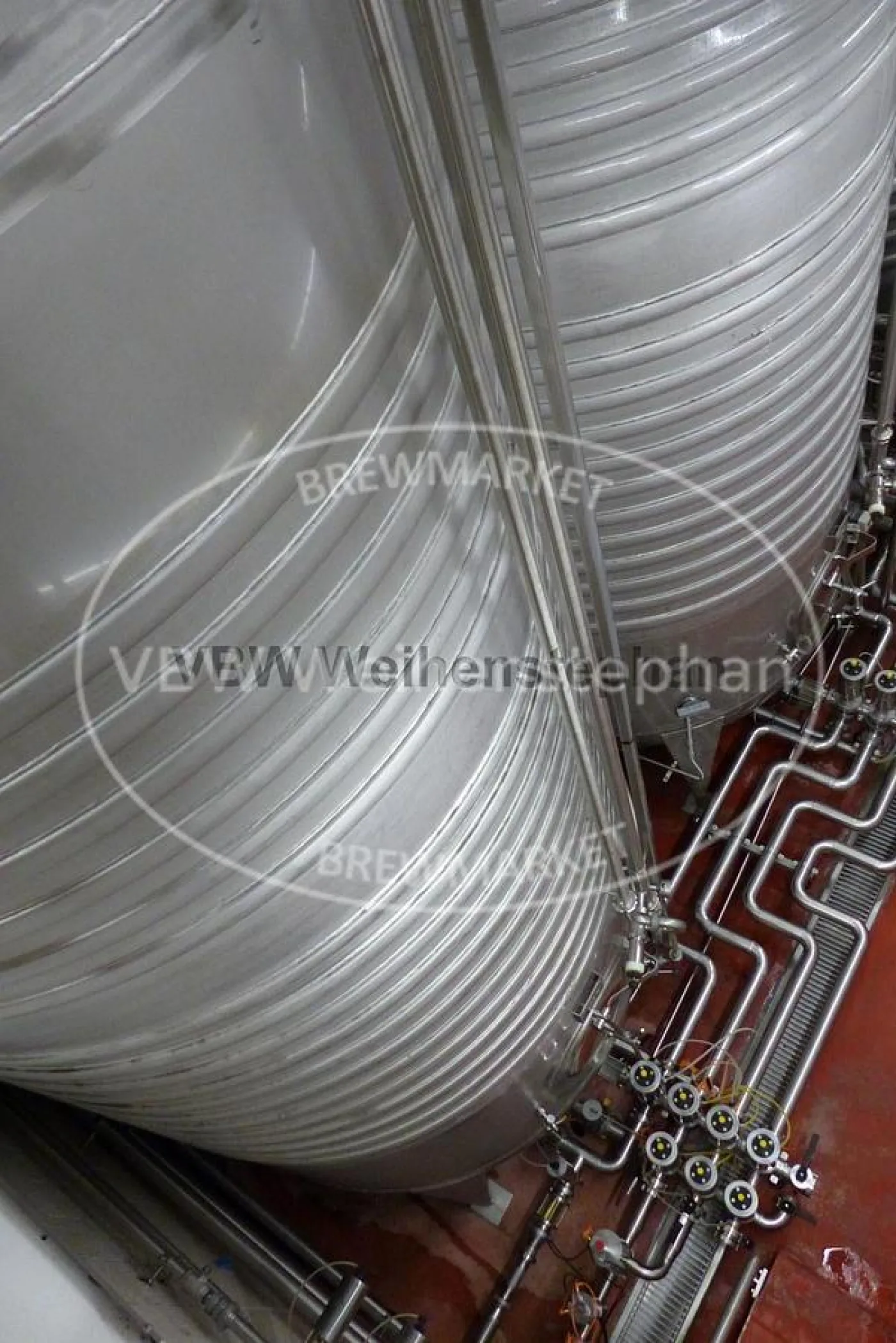 Pressure tanks (3 pcs.) - 3