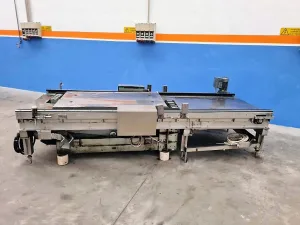 PIATTAFORMA ELEVATORE CARRELLI
