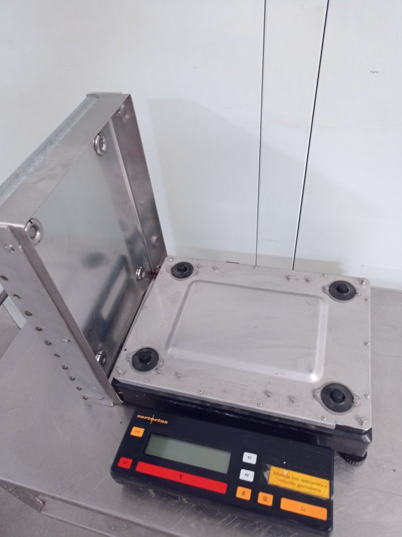 BILANCIA CON RULLIERA – SARTORIUS – MOD.IC 64