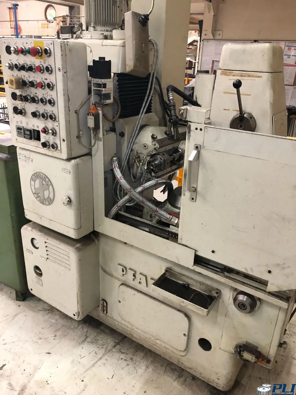 Cutting machine PFAUTER P160