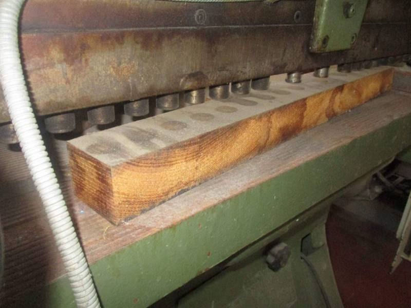 FORATRICE MULTIPLA A 24 MANDRINI
