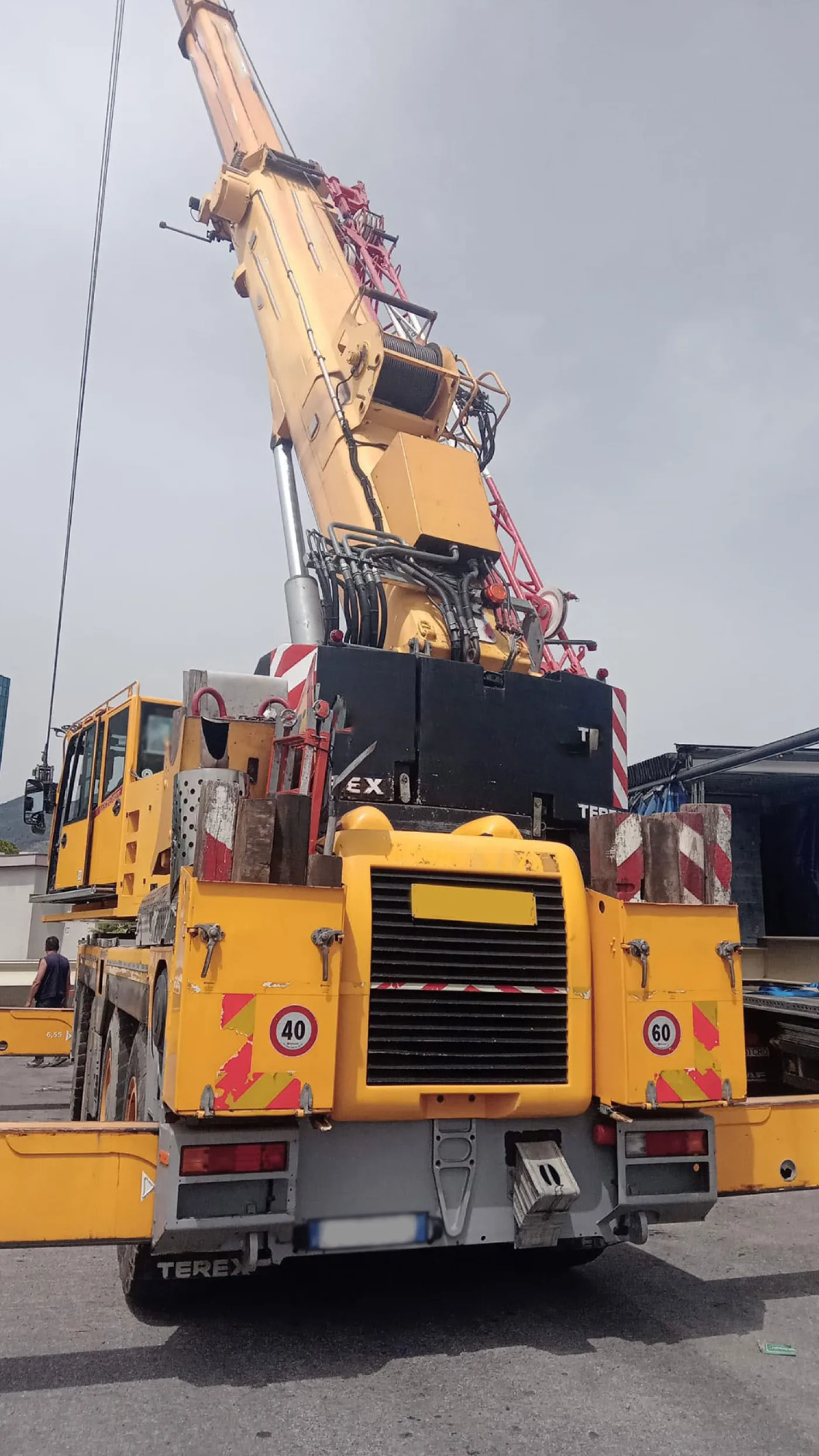 Liebherr LTF 1045-4.1 Mobile Crane - 1