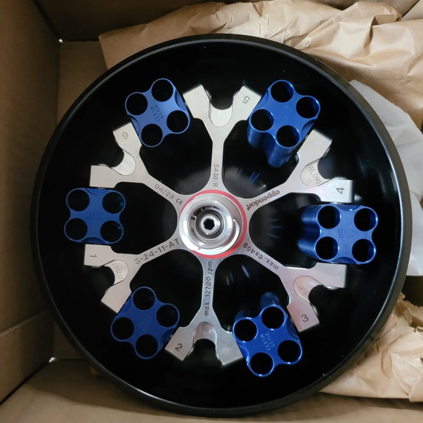 2323 - New rotor with buckets for a 5430 Eppendorf centrifuge - 1