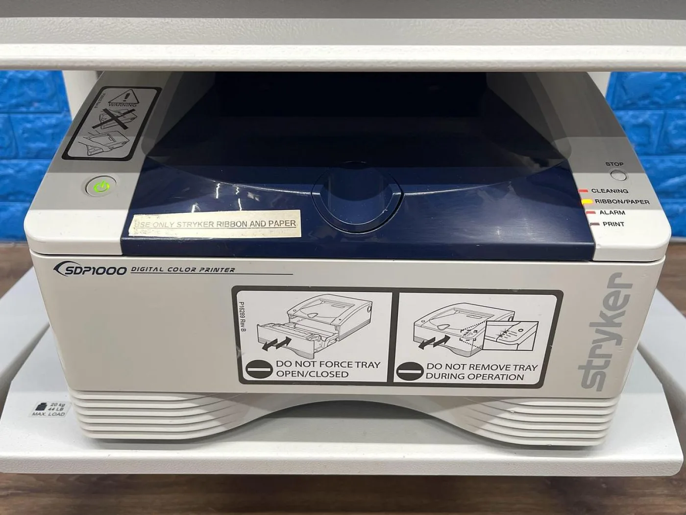 Stryker 1688 4K Arthoscopy Laparoscopy Complete Tower Including -Lcd Monitor 4k 32” YOM: 2021 -Pneumo Clear -1688 Camera Head -SDC3 HD Information Management YOM: 2012 -1688 4K Image Processor YOM: 2020 -LII LED Light Source YOM: 2020 - 2