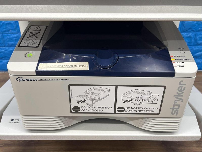 Stryker 1688 4K Arthoscopy Laparoscopy Complete Tower Including -Lcd Monitor 4k 32” YOM: 2021 -Pneumo Clear -1688 Camera Head -SDC3 HD Information Management YOM: 2012 -1688 4K Image Processor YOM: 2020 -LII LED Light Source YOM: 2020