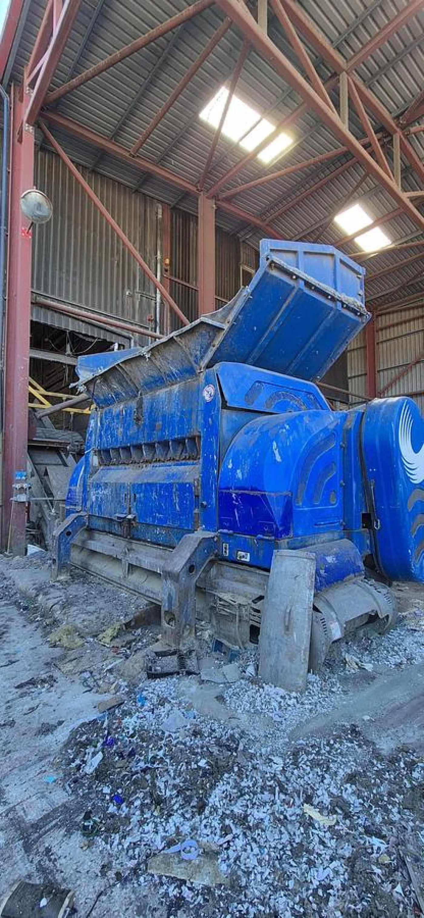 2016 Lindner Polaris 2800 Single-Shaft Slow-Speed Shredder - 2