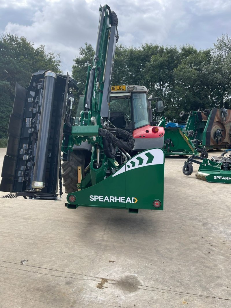 Spearhead Twiga T65 Mid with minipilot controls