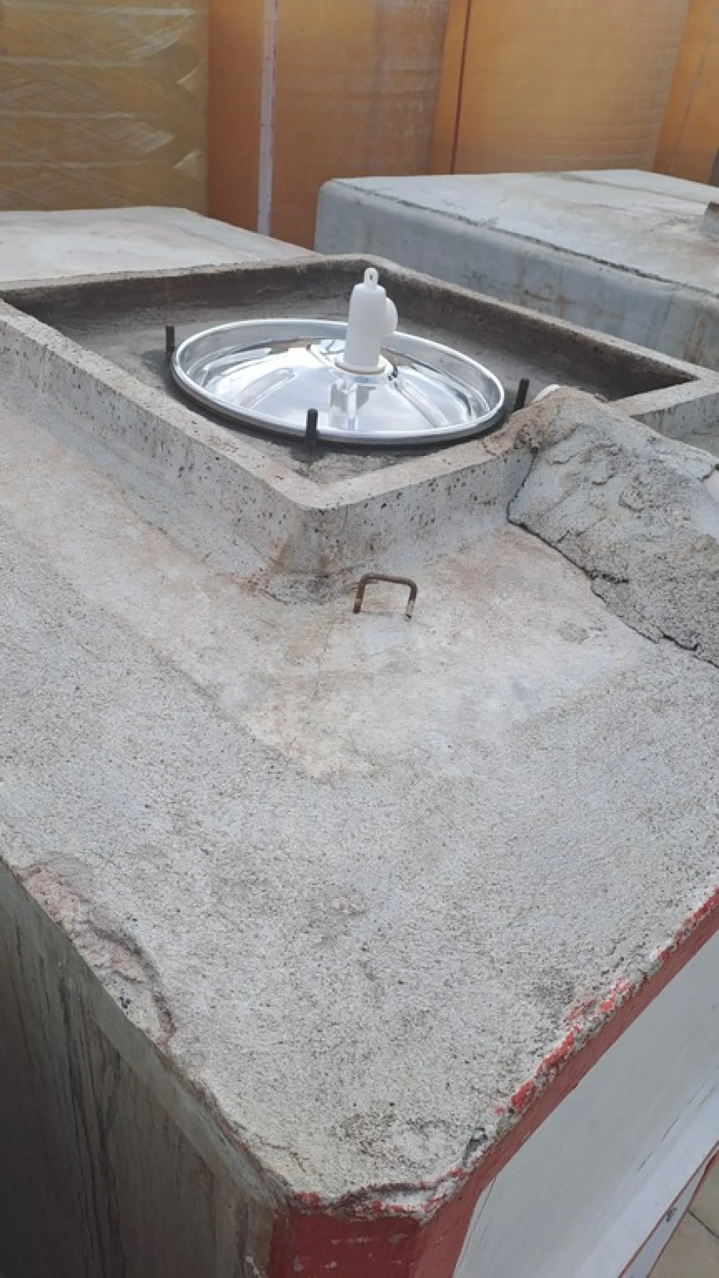 CONCRETE TANKS FOR WINE CAPACITY LITERS 3500 (HL 35), SECON HAND EQUIPMENT - 6