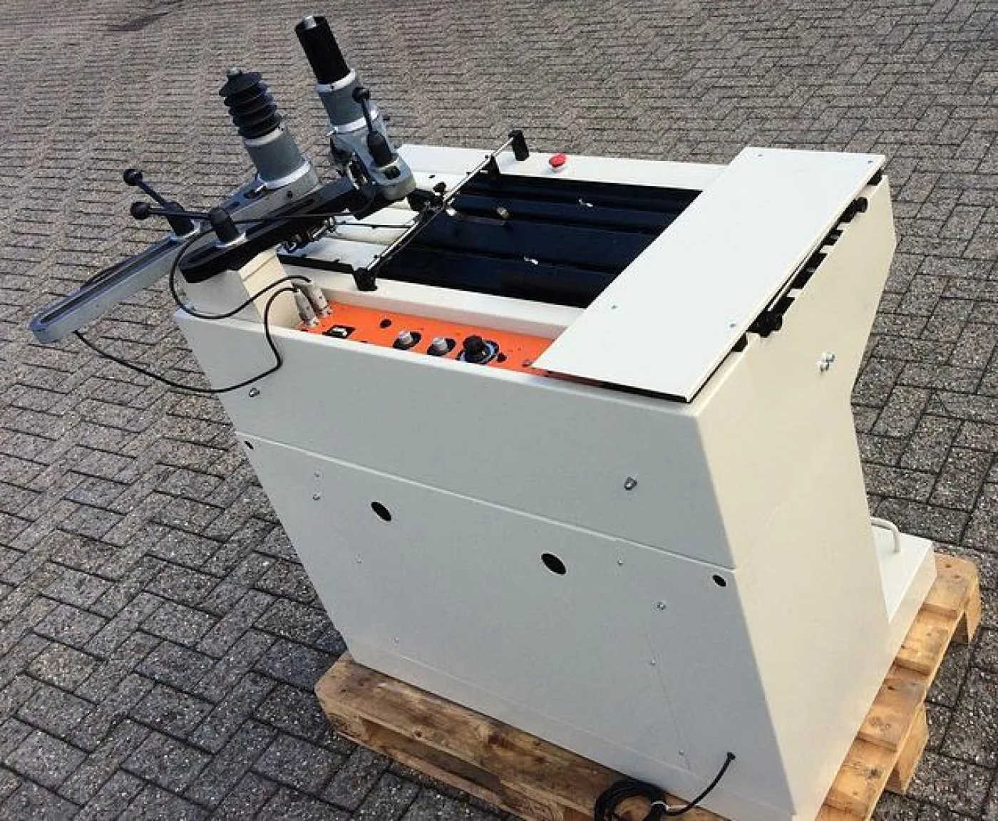 Herzig Radus B - 3