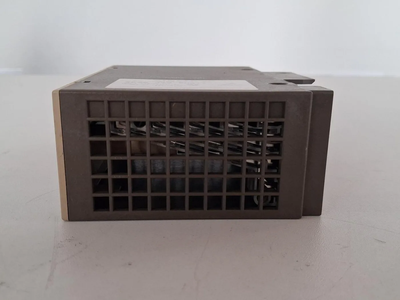 Siemens SIMATIC S5 6ES5 452-8MR11 Digital Output Module - 5