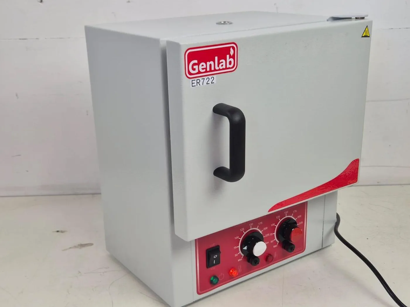 Genlab MINO/6 Oven 6L - 2