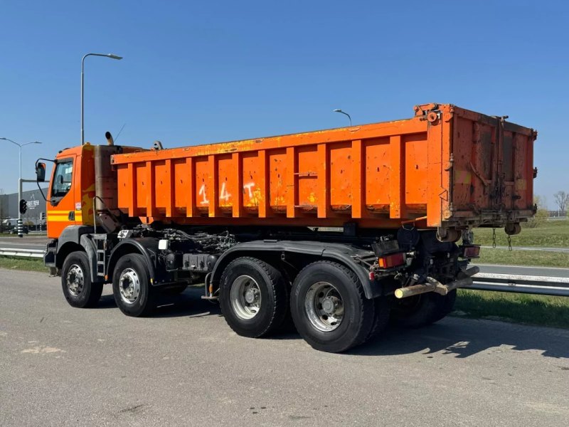 Renault Kerax 410 8×4 Full steel – Manual – Euro 4 – Big axles