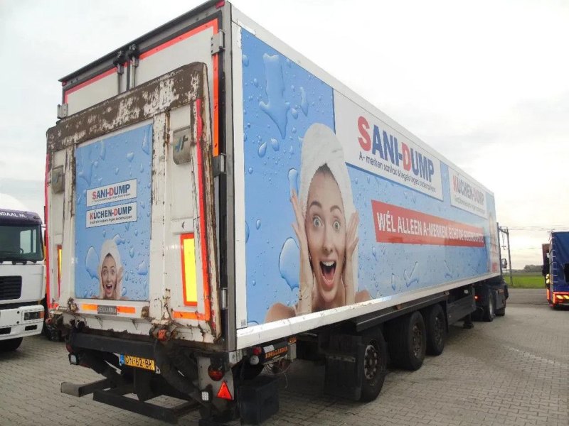 Schmitz Cargobull 3 3 CARRIER VECTOR 1950 + LIFT + APK 07-26