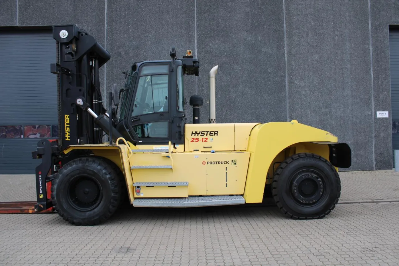 Hyster H25.00XM-12 - 1