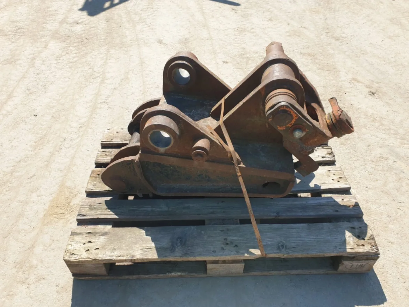 Baumaschinentechnik SW2 - Anbauplatte mit Pendel - 4