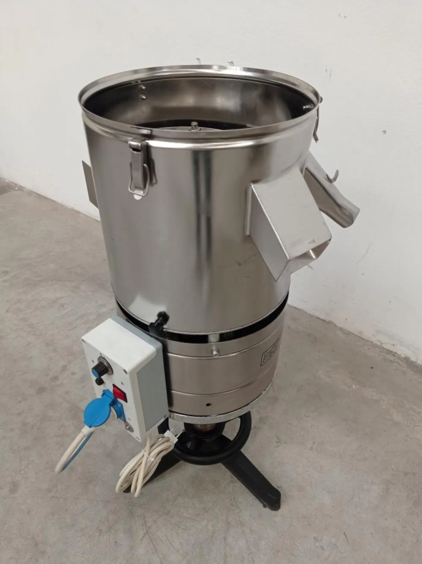 DEPOLVERIZZATORE ROTATIVO PER COMPRESSE – OZAF – MOD. CLEAN SYSTEM - 2