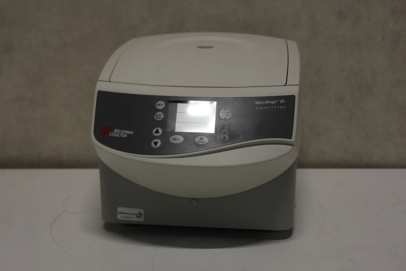 Beckman Coulter Microfuge 20 Centrifuge - 1
