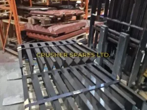 H6910000 | Extec® C10 / Sandvik® QJ240 / QJ241 | Grizzly Section |