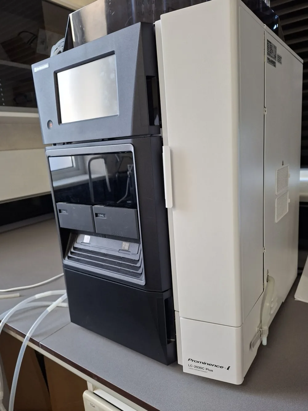 Shimadzu 2030 LC Plus HPLC systeem