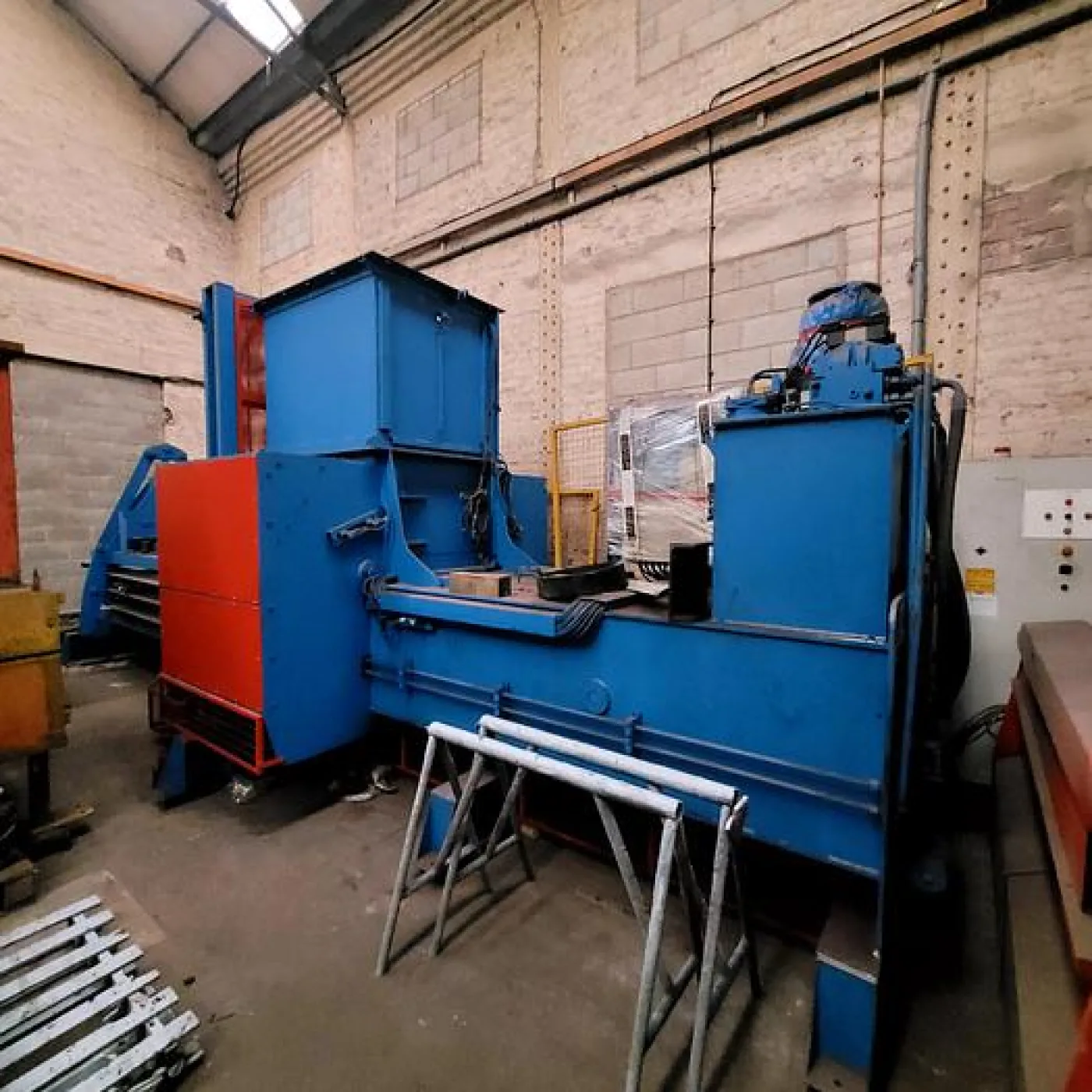 Bollegraaf HBC35 Automatic Baler W/Ruffler - 3