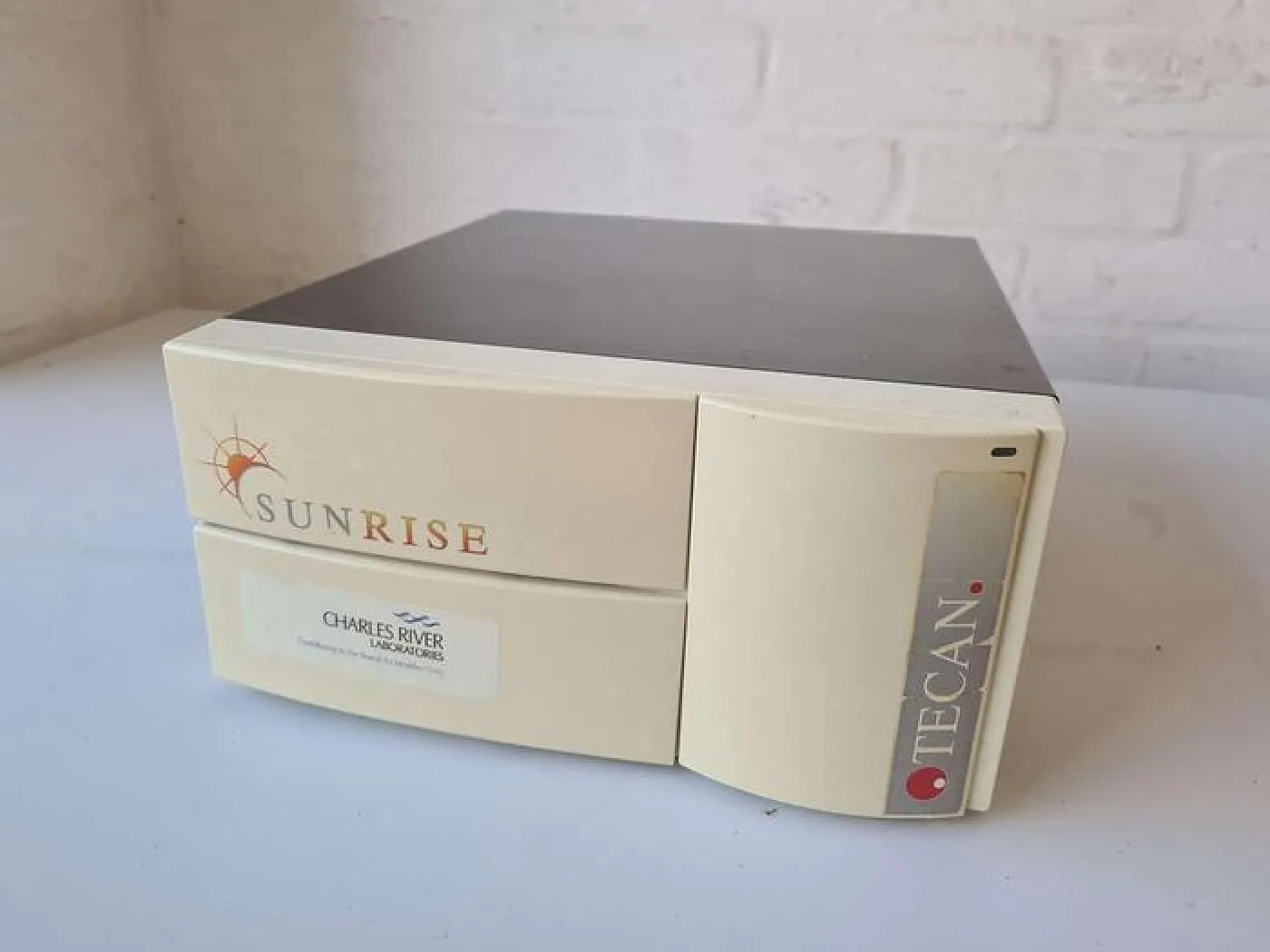 Tecan Sunrise Microplate Reader - 1
