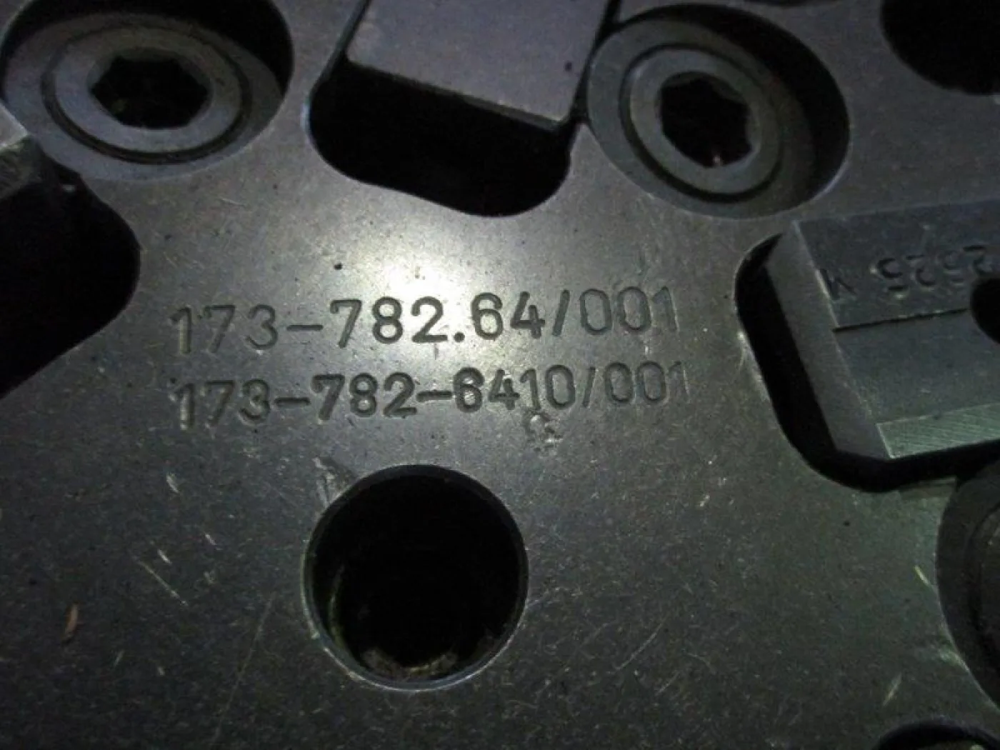 173-782.64 / 001 oder 173-782 unbek. - 3