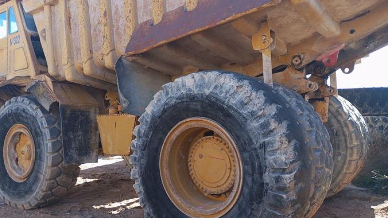 CATERPILLAR Dumper LKW CAT 773 B