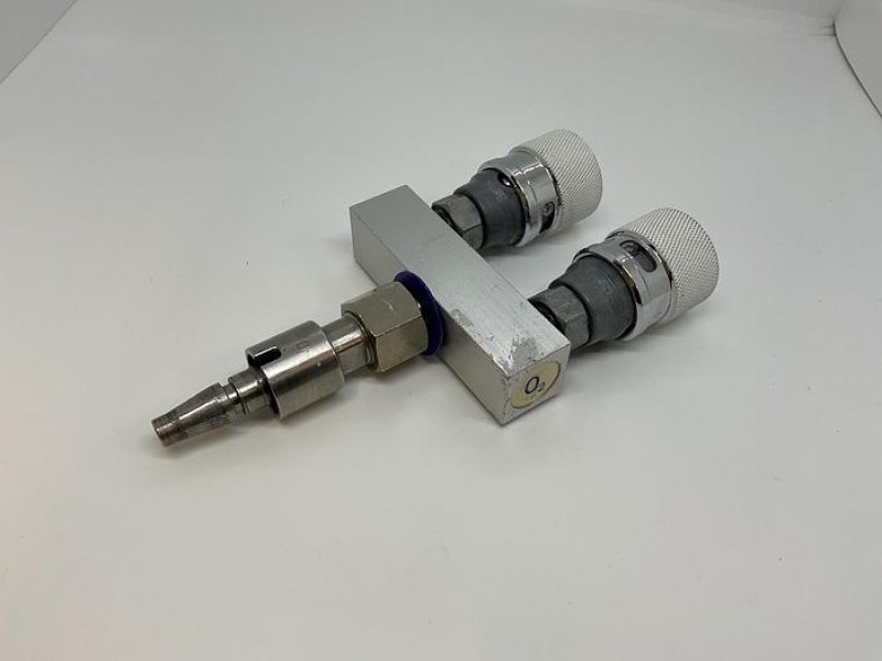 Oxygen Adaptor
