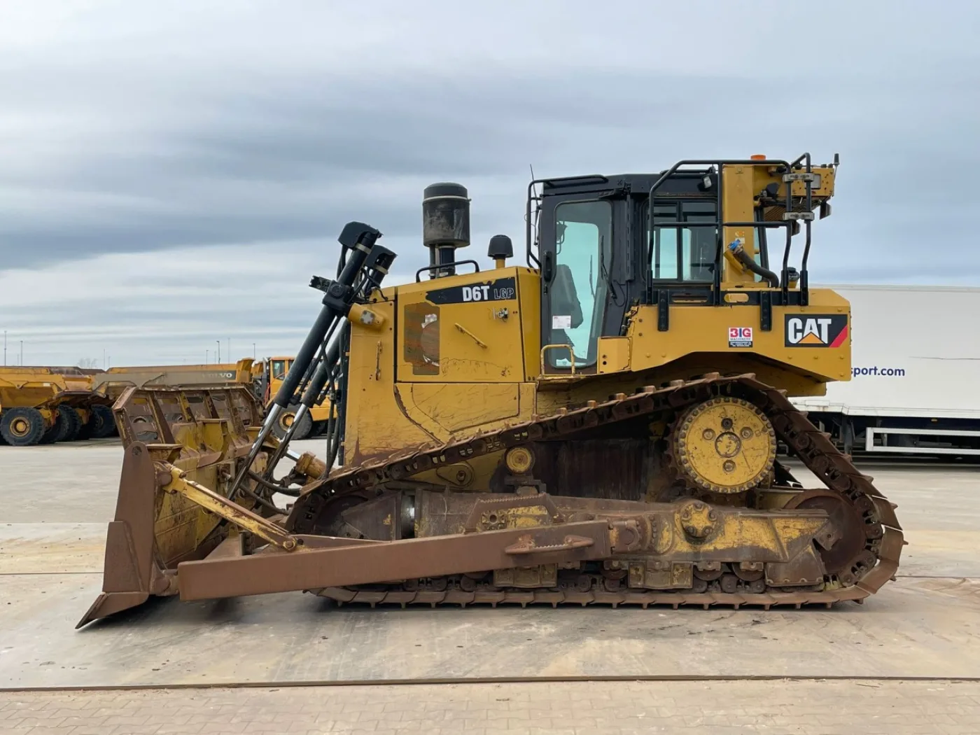 Caterpillar D6T LGP - 1