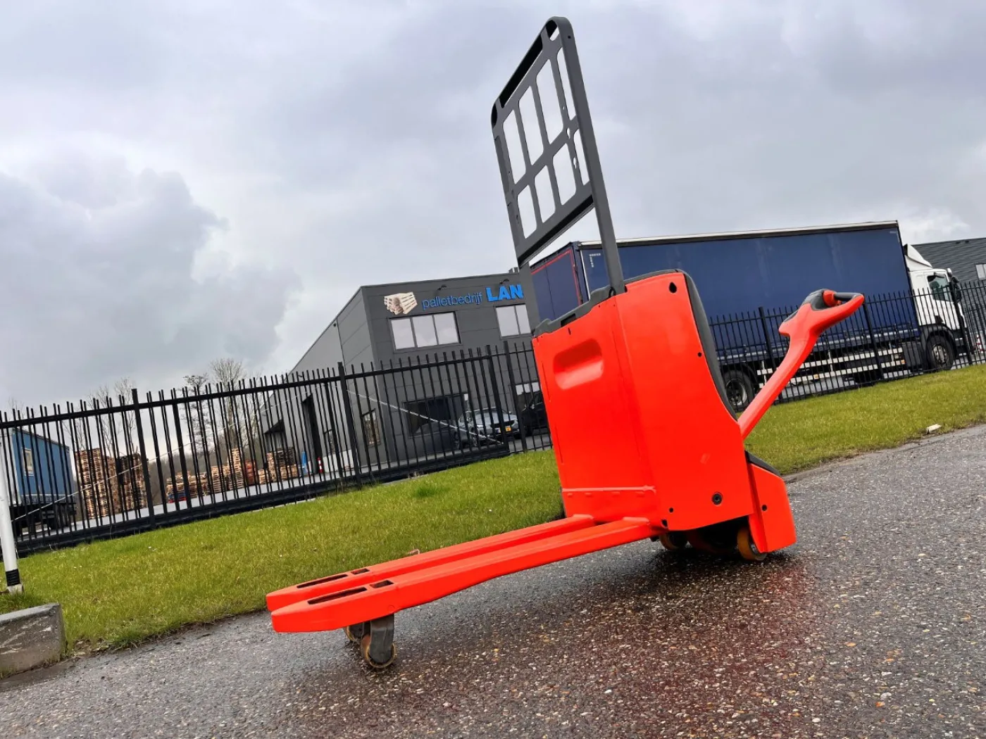 Linde T18 - 6
