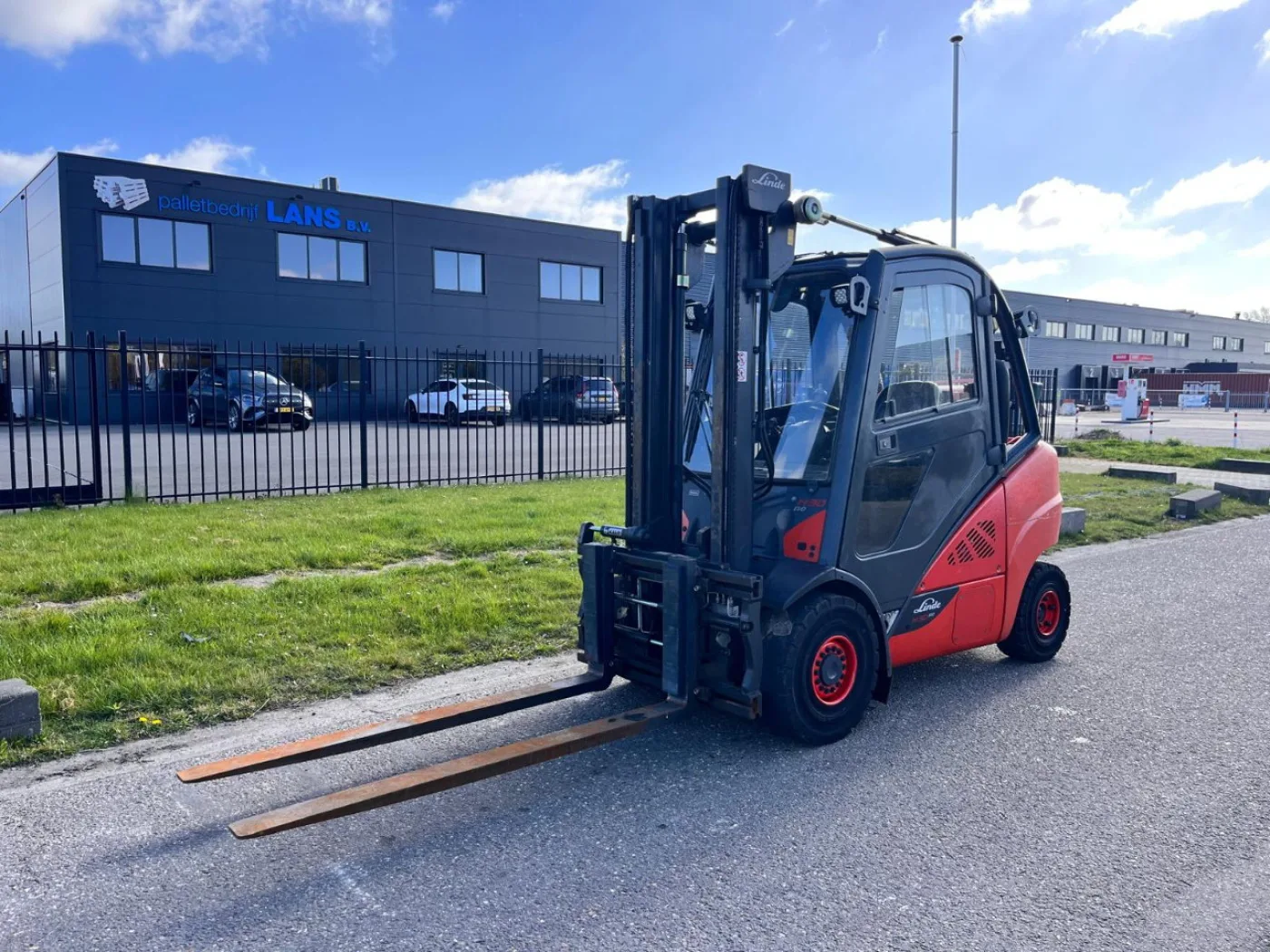 Linde H30T-02 - 4