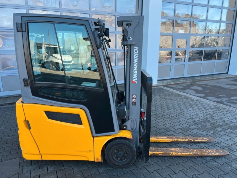 Jungheinrich EFG 215 / Triplex: 4.25m! / SS / nur 995h! Waage