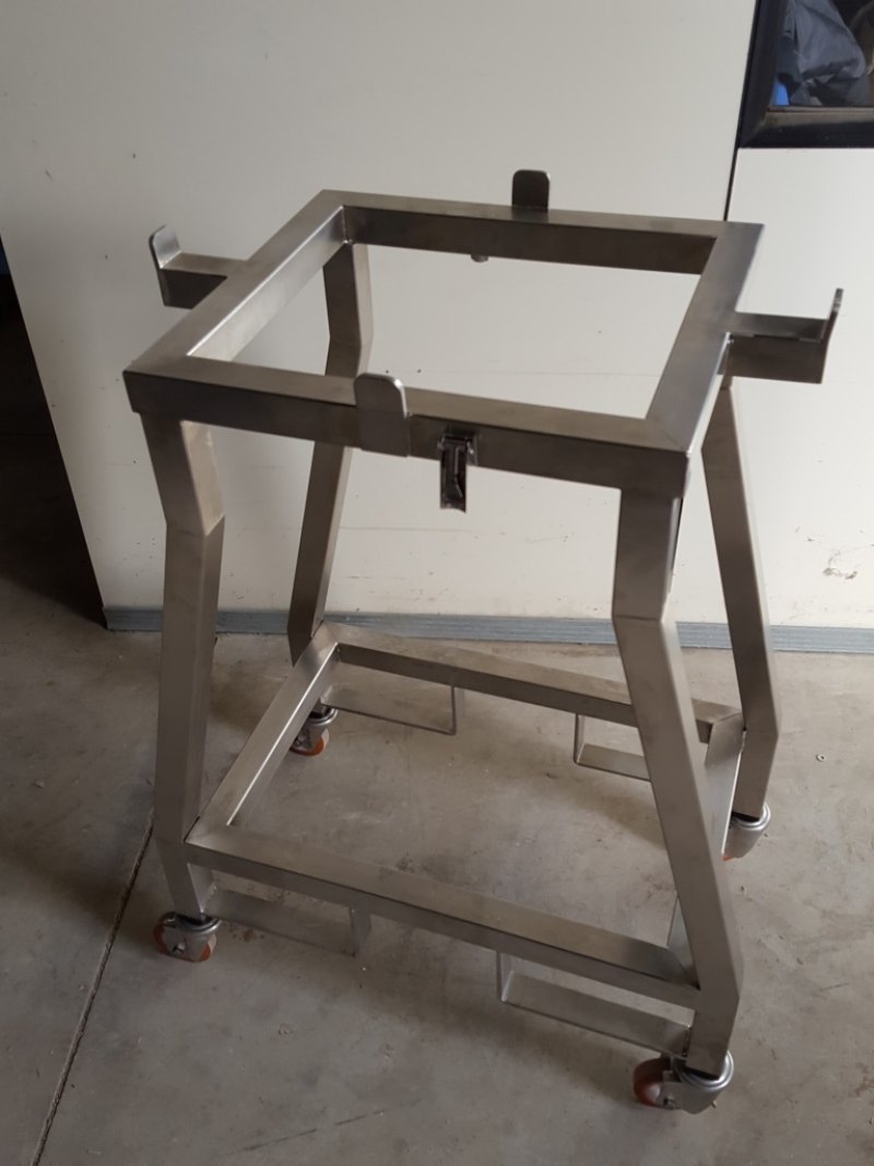 CARRELLO INOX PORTAPUNZONI