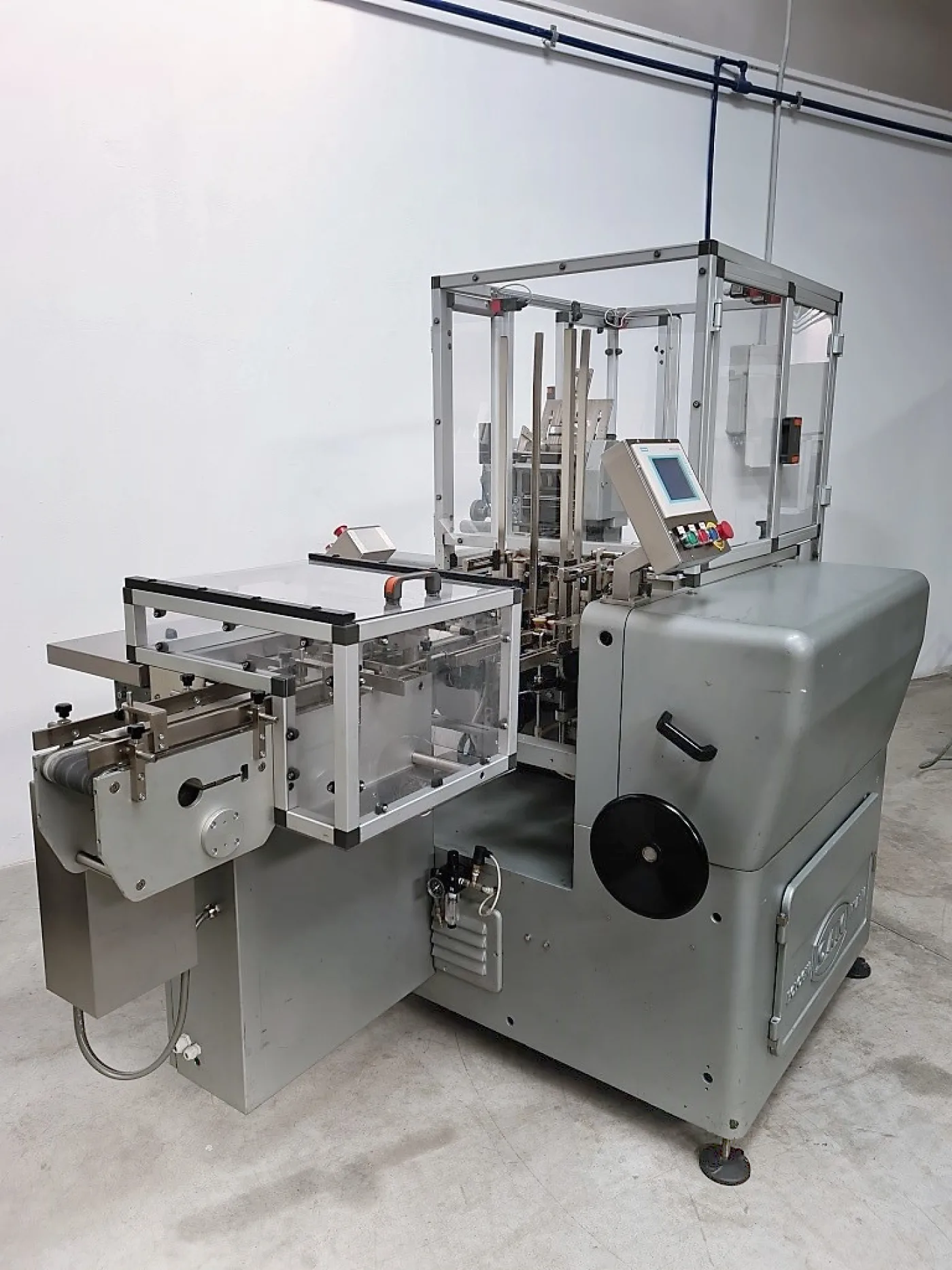 ASTUCCIATRICE AUTOMATICA ORIZZONTALE – CAM-APRIL FARMA – MOD.P2R - 5