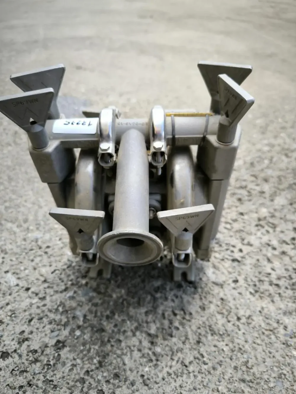 WILDEN PUMP M1 PNEUMATIC PUMP