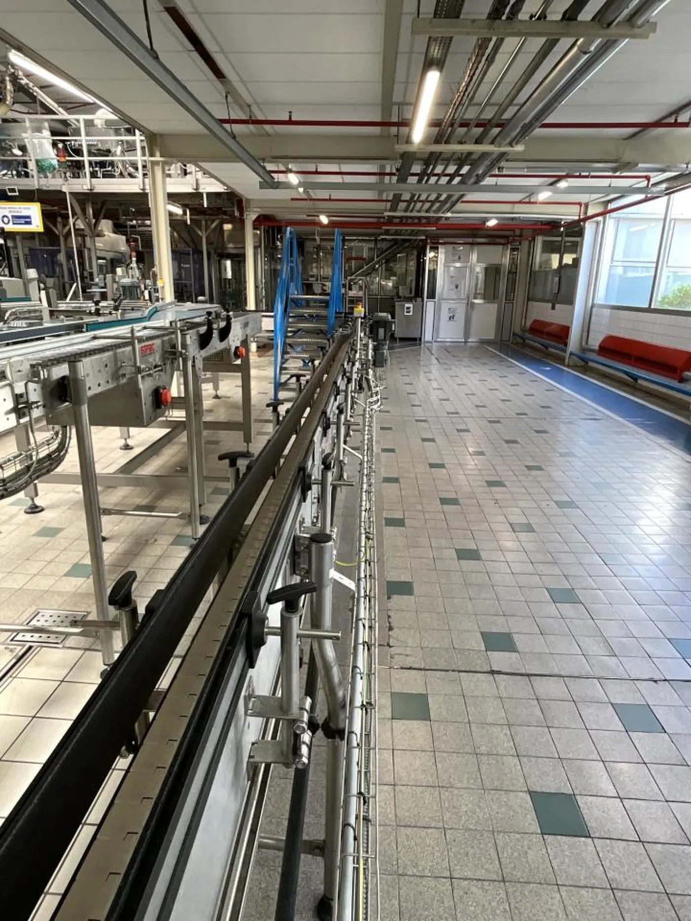 2016 Sipac Sipac 010 011 81mm Convoyeur Belt for Bottles with HMI and Puissance and Controls Enclosure - Line 1 - 3