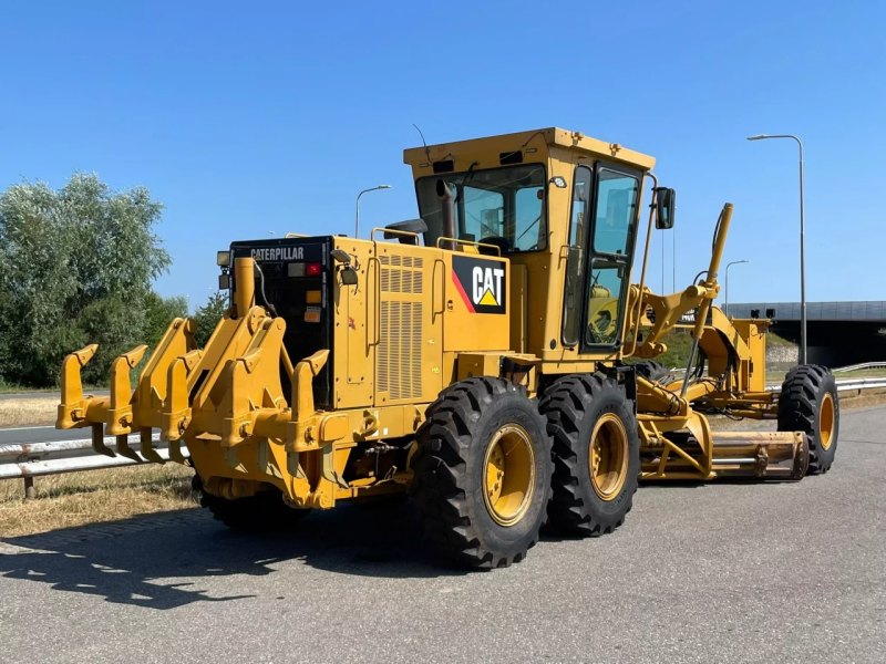 Caterpillar 140K