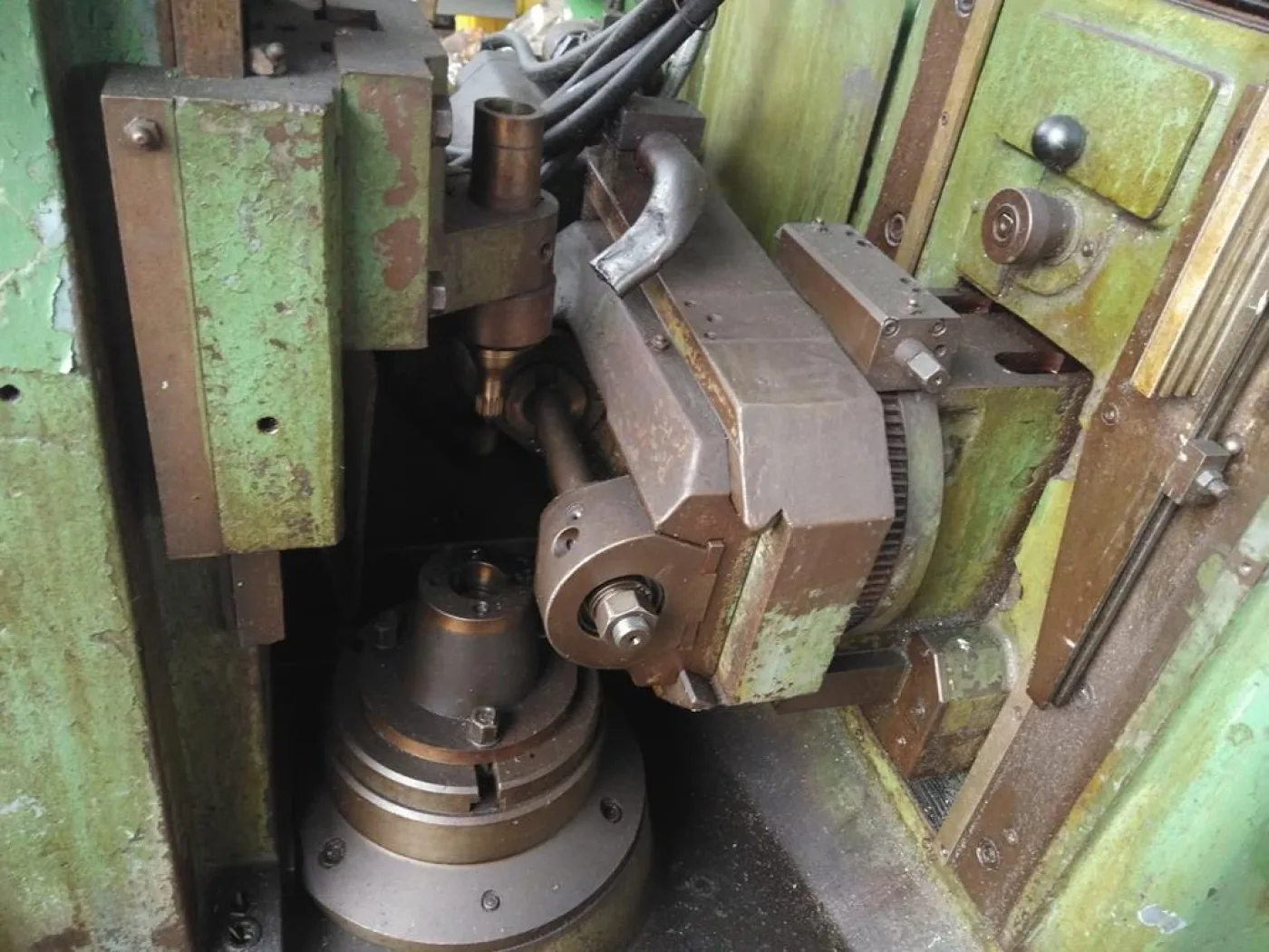 GEAR HOBBING, STAHELY - SH 250 - Laxmi Metal & Machines, Rohtak - 2