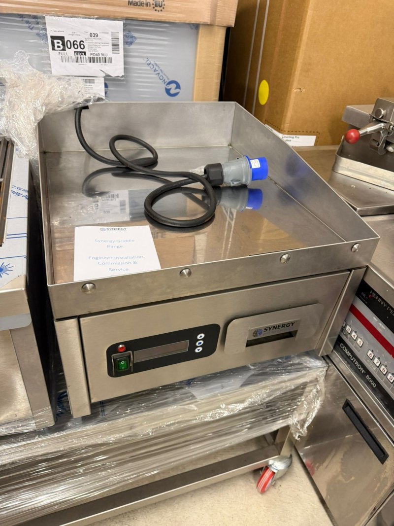 Synergy griddle range GRID600E-SCH - islandcatering