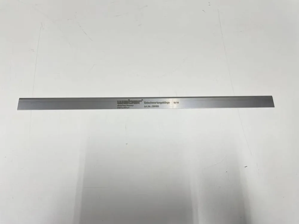 Membrane knife blade