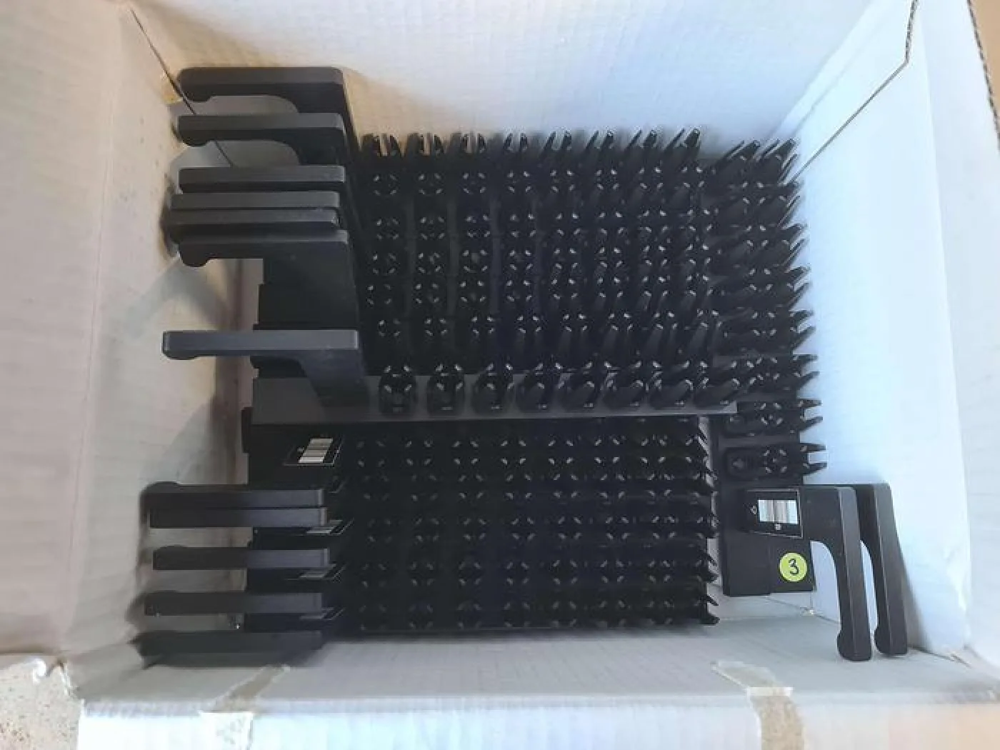 Qiagen Biorobot 8000 Tube Holder STS MDx 9mm box of 14 - 2