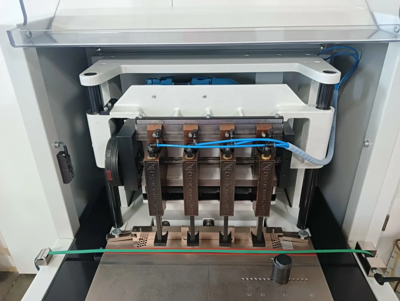 Papierbohrmaschine Dürselen Corta PB 04 N - 4