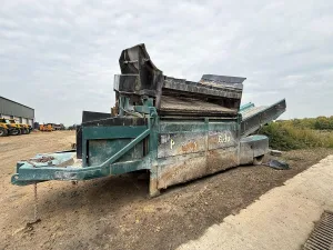 2004 Powerscreen Powergrid 800 Screening Plant