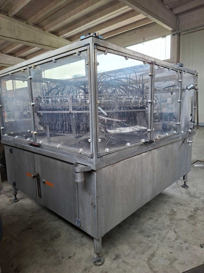 RINSER MACHINE PROCOMAC 45 NOZZLES MODEL GRIPSTAR, SECOND-HAND MACHINE