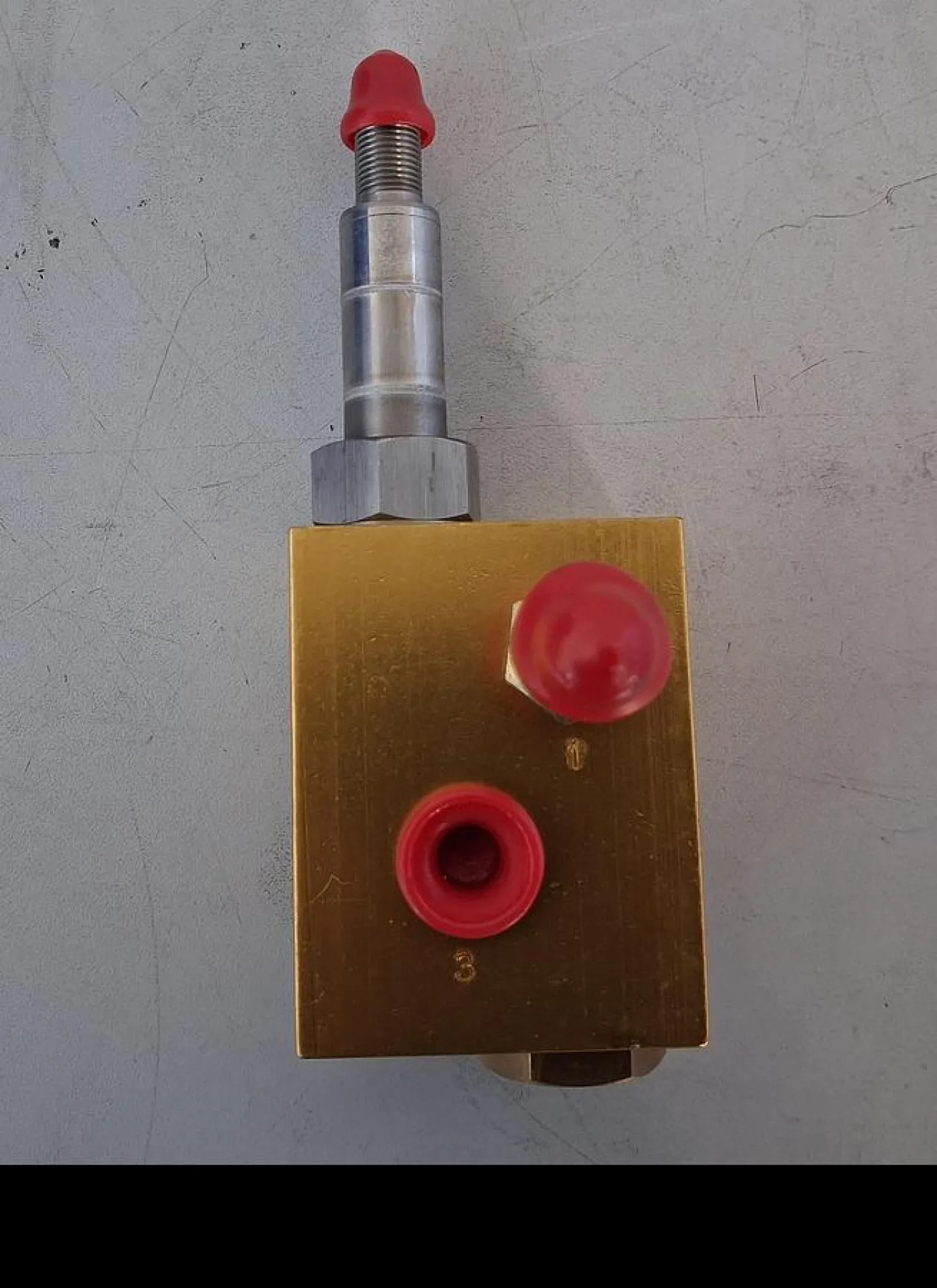Lucifer Pneumatic Valve Block - 6