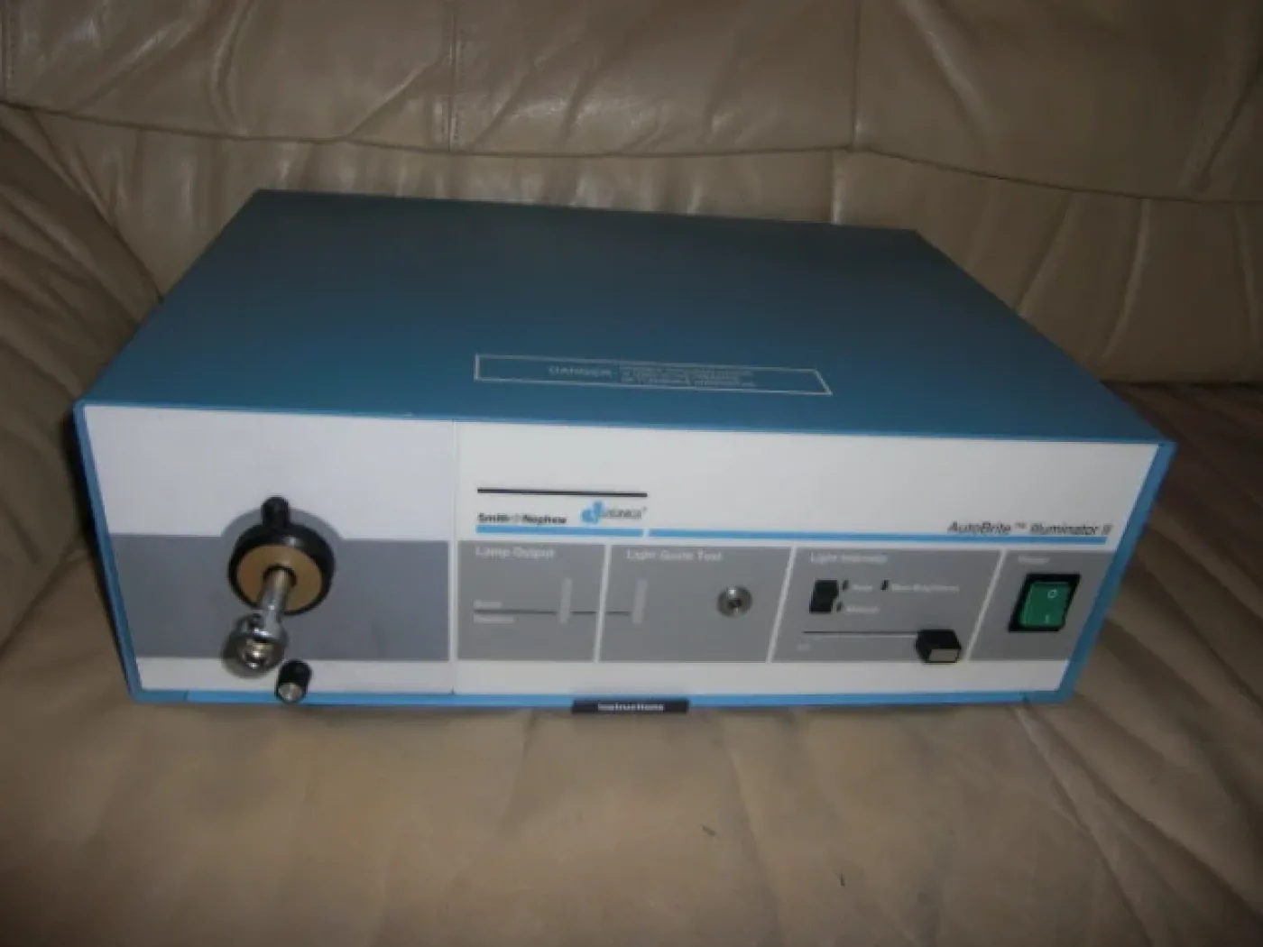 Dyonics Auto Illuminator 2 Endoskopie Kaltlichtquelle (Metallhylid) - 1